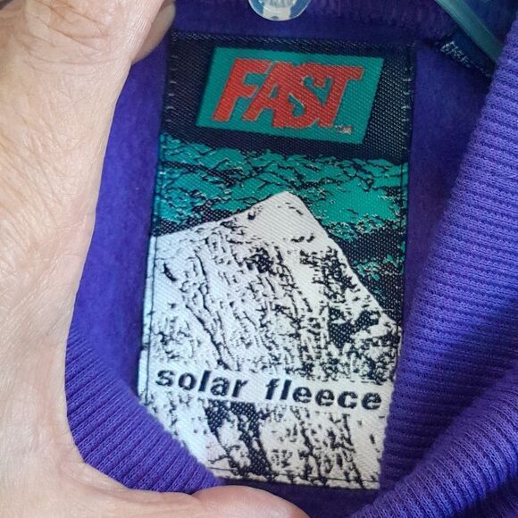 New.. "FAST SOLAR FLEECE" TOP...Size S/M.. - Picture 4 of 7